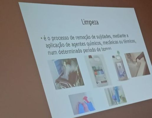 Foto - Treinamento Limpeza de Unidades de Saúde - Pederneiras