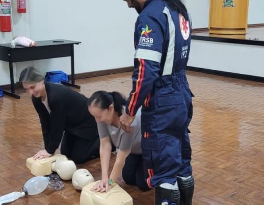 Foto - 2025. AGO.Treinamento primeiros socorros aos Agentes de endemias