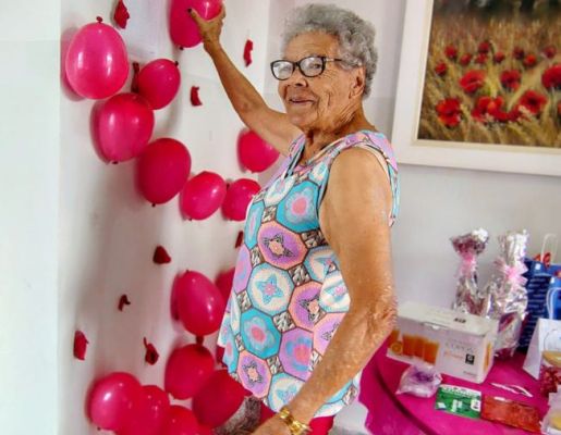 Foto - CAIC OUTUBRO ROSA