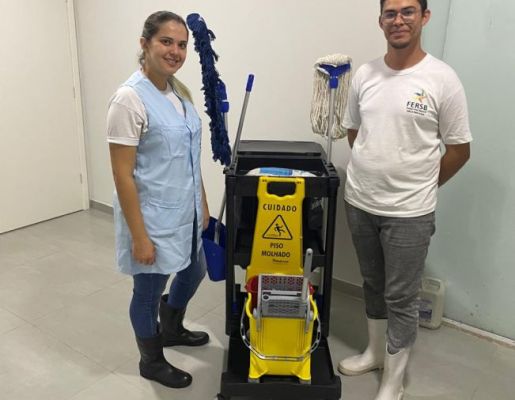 Foto - Entrega dos Novos Carrinhos de Limpeza - Pederneiras